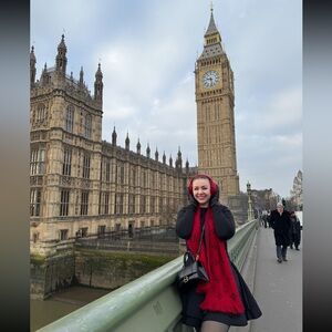 Meet your Posher, Alyssa